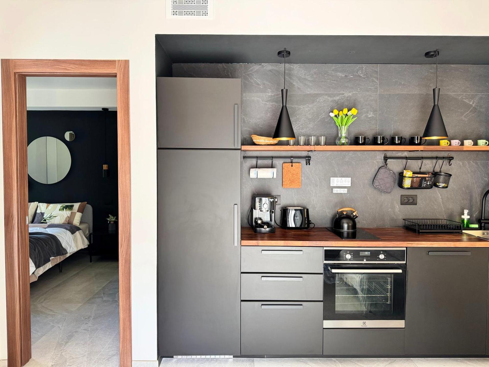 New Apartment In Historical Center Near Lake Riva del Garda Exterior foto